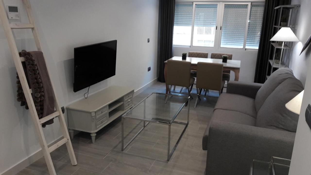 Apartament Guesting Velazquez Kadyks Zewnętrze zdjęcie